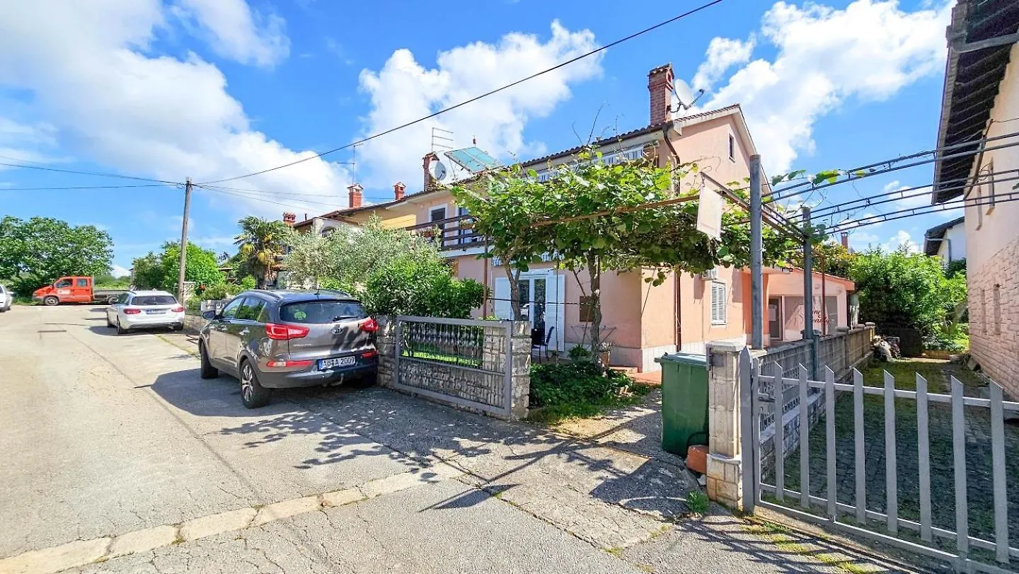 Adila 3 Apartment Novigrad